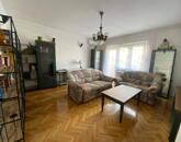 Szolnokon a Kossuth téren felújított 2 szobás lakás eladó!