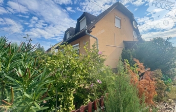 Eladó családi ház