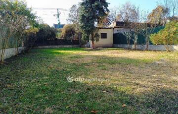 Eladó telek/földterület