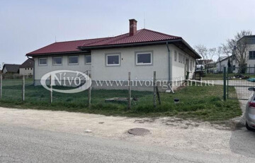Eladó ipari ingatlan