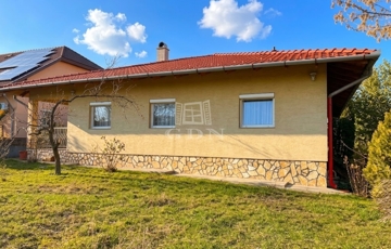 Eladó családi ház