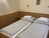 Eladó családi ház Hévíz 320 000 000 Ft