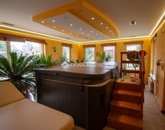 Eladó családi ház Szeged 409 000 000 Ft