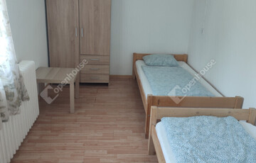 Kiadó családi ház