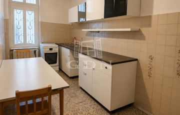 Eladó lakás