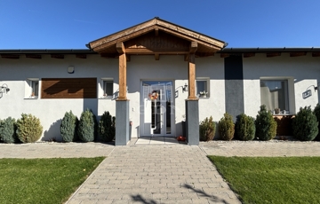 Eladó családi ház