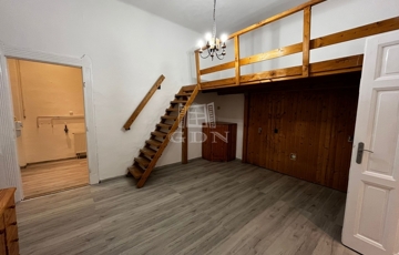 Eladó lakás