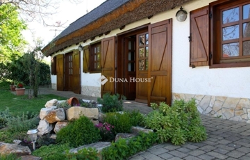 Eladó családi ház