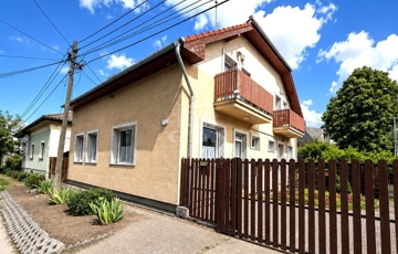 Eladó családi ház