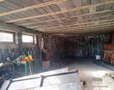 Nagyméretű épülettel, erdőszéli GAZDASÁGI ÉPÜLET KÁPTALANTÓTIBAN