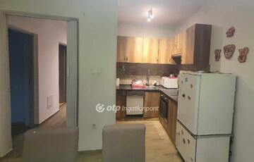 Eladó családi ház