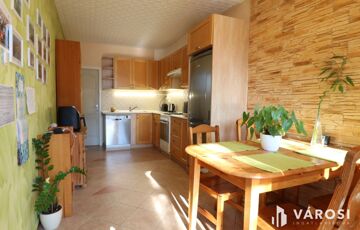 Eladó családi ház