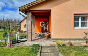 Eladó családi ház