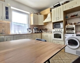 Eladó családi ház Gencsapáti 59 990 000 Ft