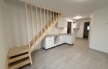 Kiadó családi ház