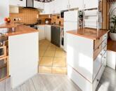 Eladó családi ház Kocs 57 000 000 Ft