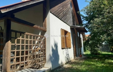 Eladó családi ház