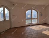 Kiadó iroda/üzlethelyiség Bana 350 000 Ft