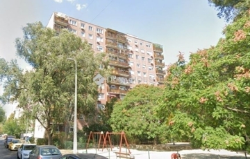 Eladó lakás