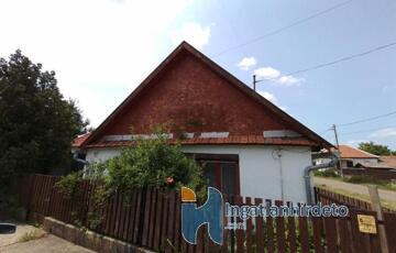 Eladó családi ház