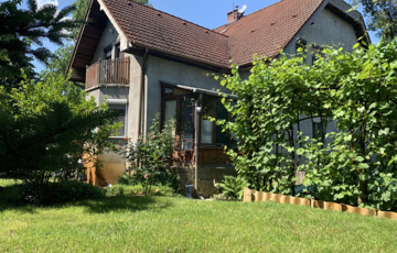 Eladó családi ház