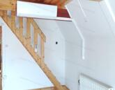 Panorámás hétvégi ház lakóövezetben