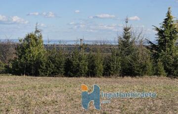 Eladó telek/földterület