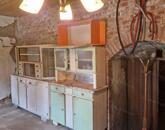 Eladó pince/présház Kesztölcön!