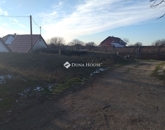 Eladó telek/földterület Monor 9 900 000 Ft