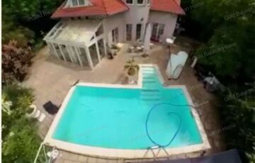 Eladó családi ház