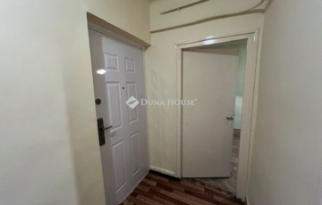 Eladó lakás