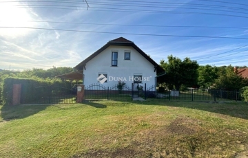 Eladó családi ház