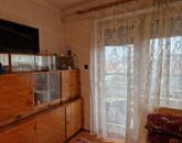 Szolnokon, belvároshoz közel, 52 m2-es, első em-i 2 szobás lakás eladó