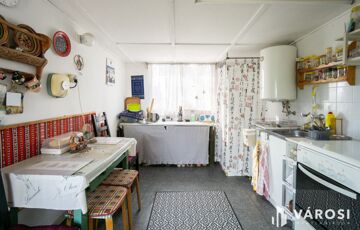 Eladó családi ház