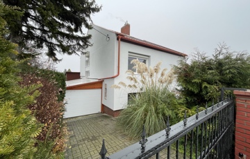 Eladó családi ház