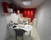 Kiadó iroda/üzlethelyiség Székesfehérvár 60 000 Ft