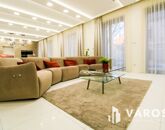 Eladó lakás Szeged 590 000 000 Ft