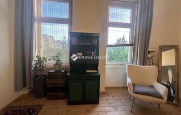 Eladó lakás