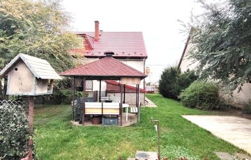 Eladó családi ház