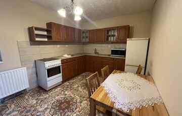 Kiadó családi ház