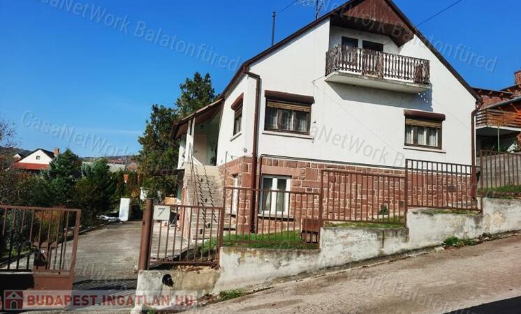 Örök TÁJPANORÁMÁS - eladó CSALÁDI HÁZ BALATONALMÁDIBAN                                 