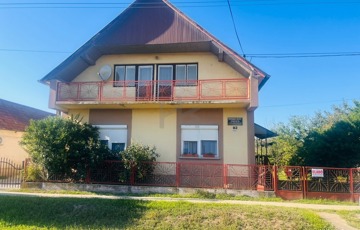 Eladó családi ház