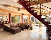 Eladó családi ház Csömör 274 900 000 Ft