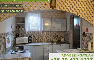 Eladó családi ház