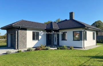 Eladó családi ház