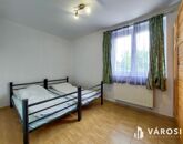 Eladó családi ház Velence 160 000 000 Ft