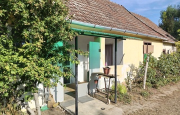 Eladó családi ház