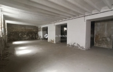 Eladó ipari ingatlan