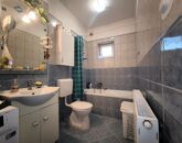 Eladó családi ház Nyúl 78 000 000 Ft