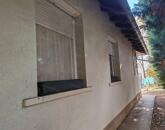 Eladó családi ház Szolnokon, Holt-Tiszától 30 méterre!